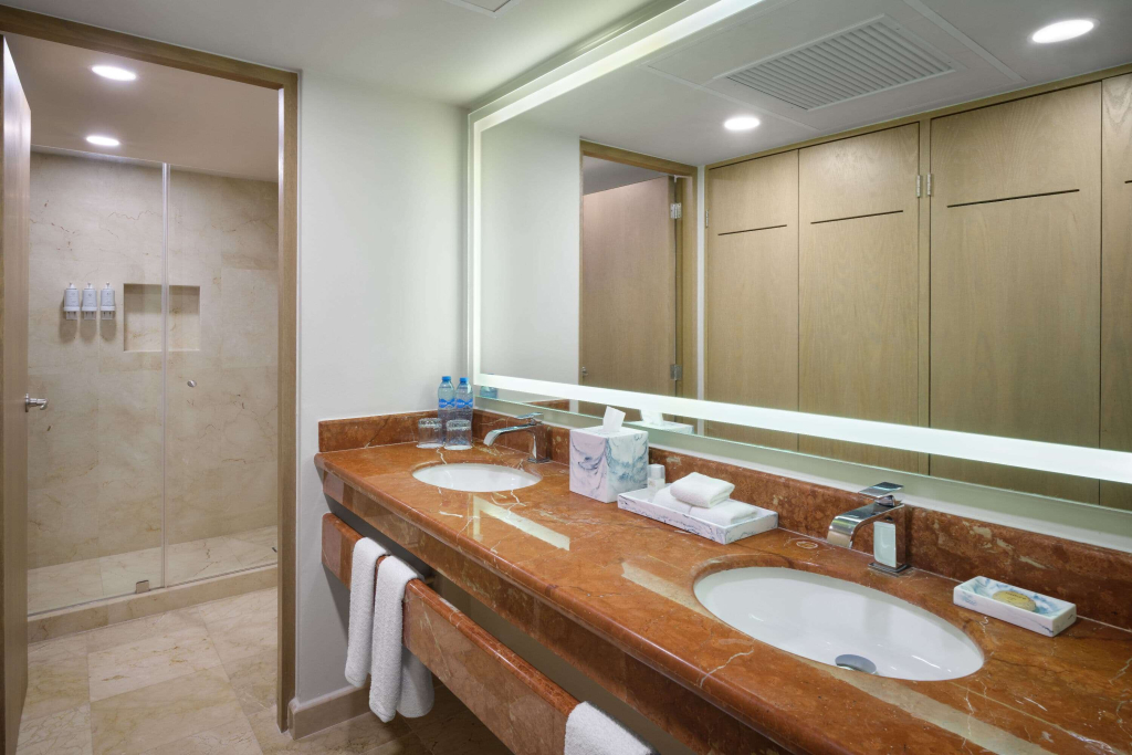 Wyndham Grand Cancun All Inclusive Resort & Villas
