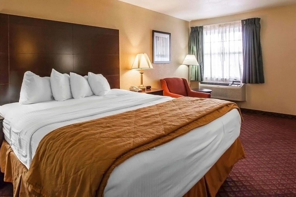 Quality Inn & Suites Covington