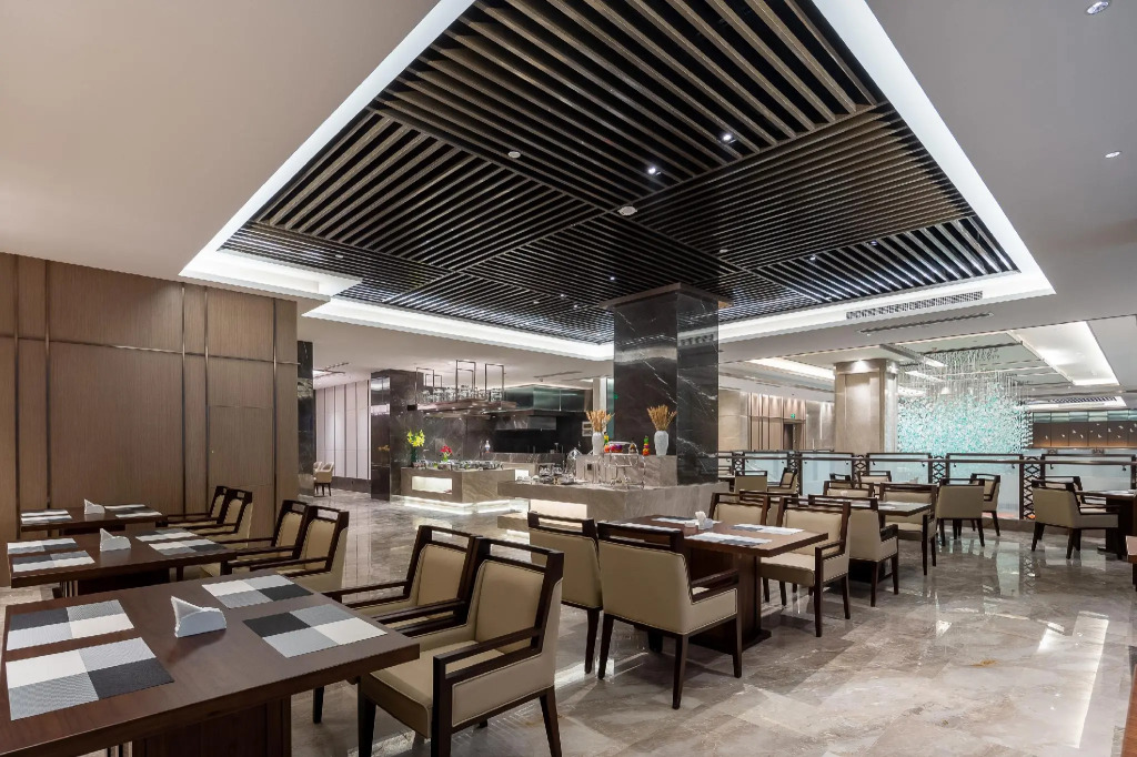 Rezen Hotel Yunyang Lanwan