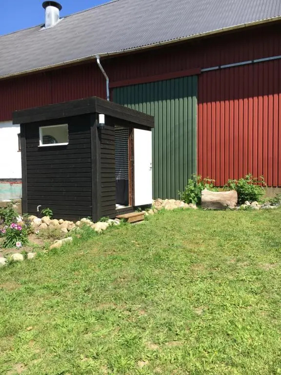 Stuga nära havet