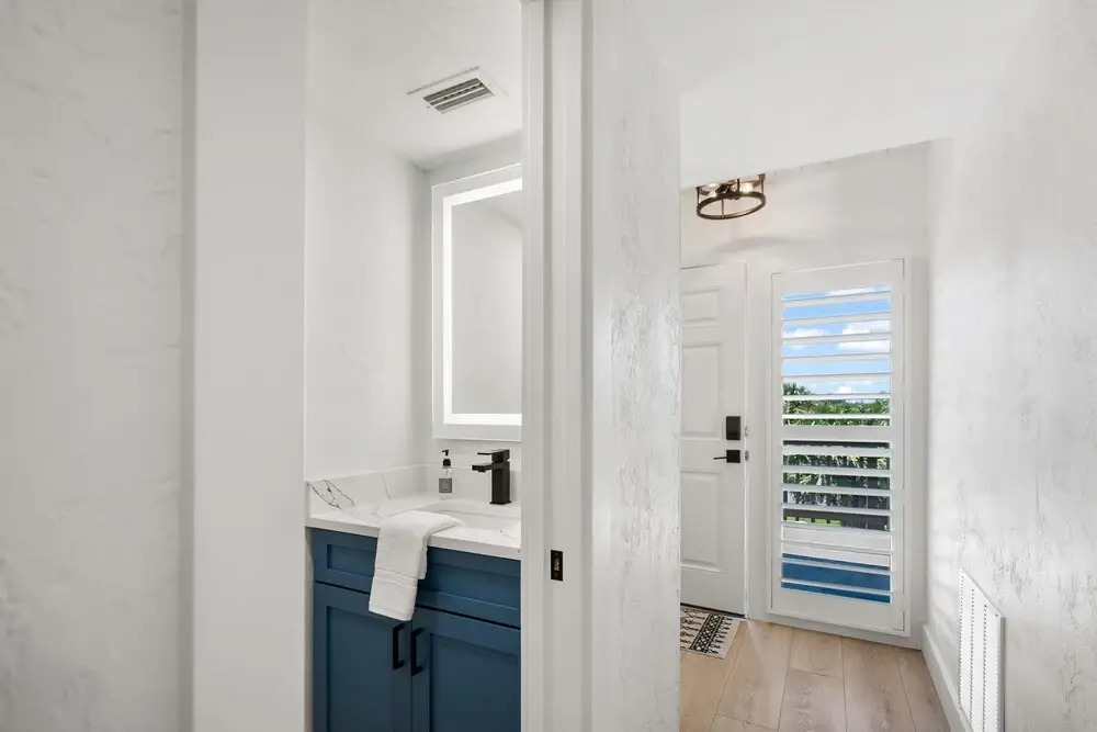 Direct Ocean View Steps to Beach Modern Updates