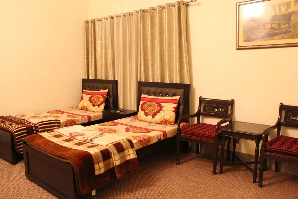 West End Lodges