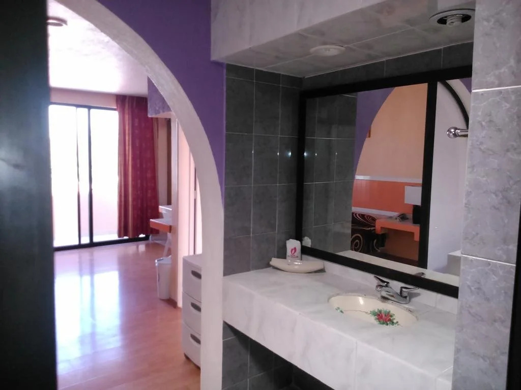 HOTEL DEL VALLE INN IXMIQUILPAN