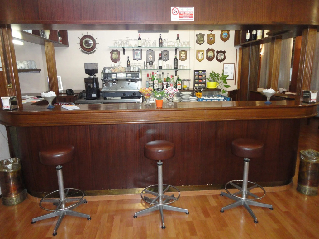 Giappone Inn Parking Hotel