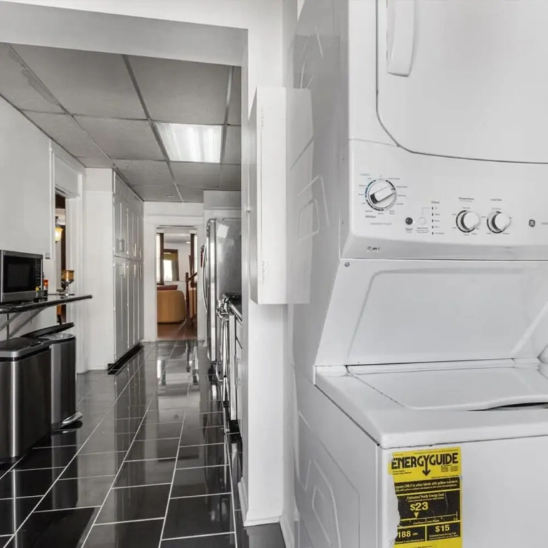 Family Group Trips to DC 4-br Close to Metro