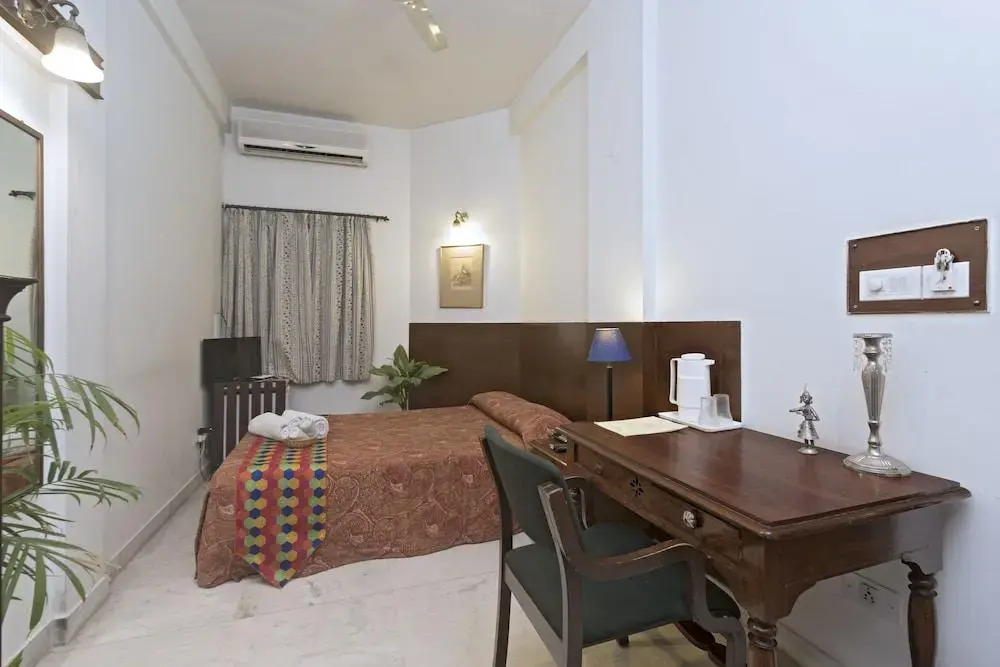 Kailrugji - A City Centre Hotel
