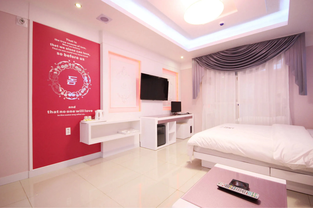 Dom Hotel