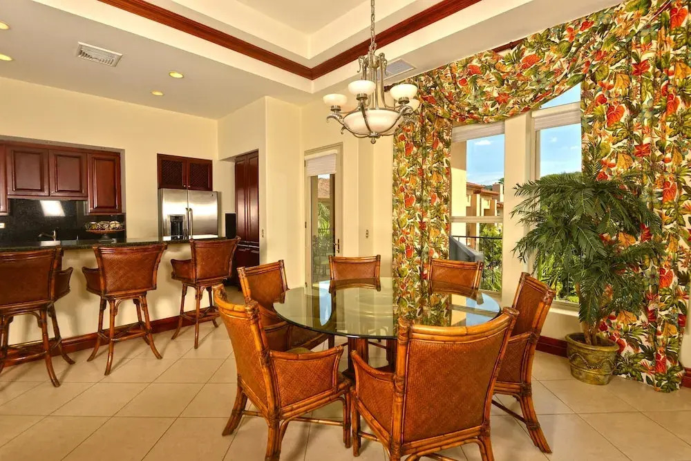 Bella Vista 4B - 3 bdr -3 1 2 Bath Ocean View
