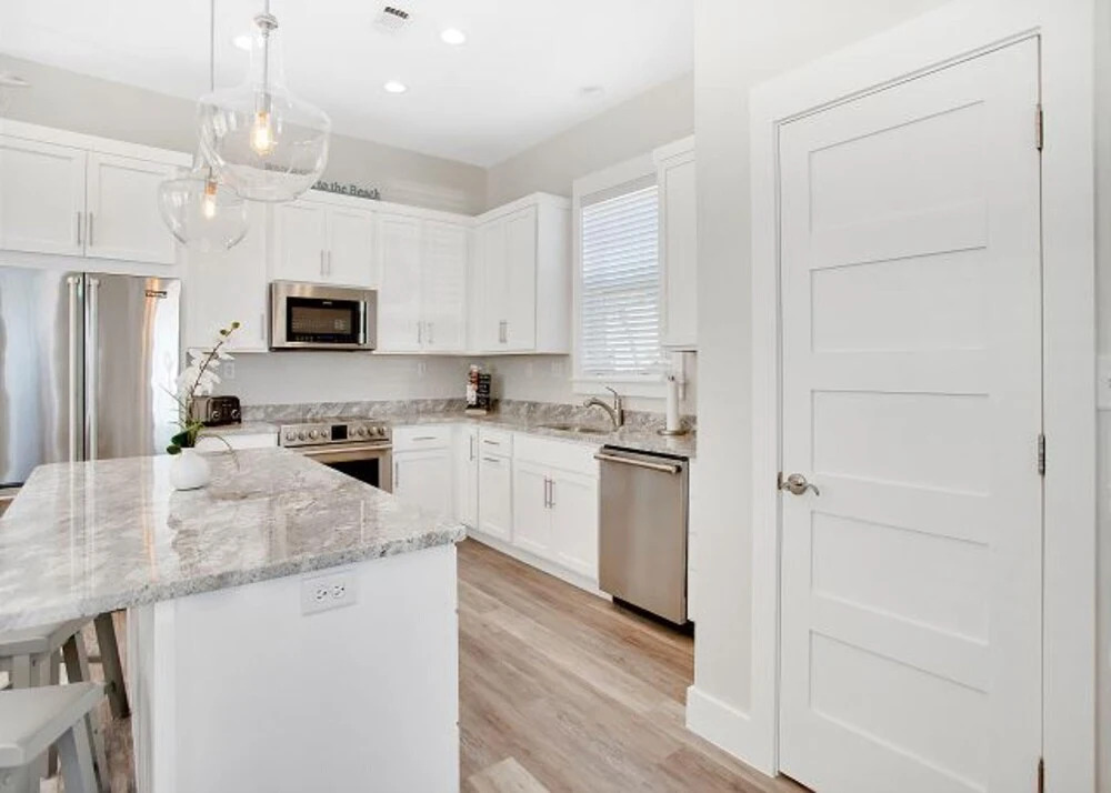 5509 Thomas Drive by Forehand Rentals