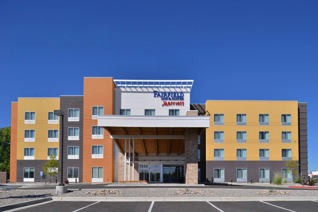 Fairfield Inn & Suites Farmington