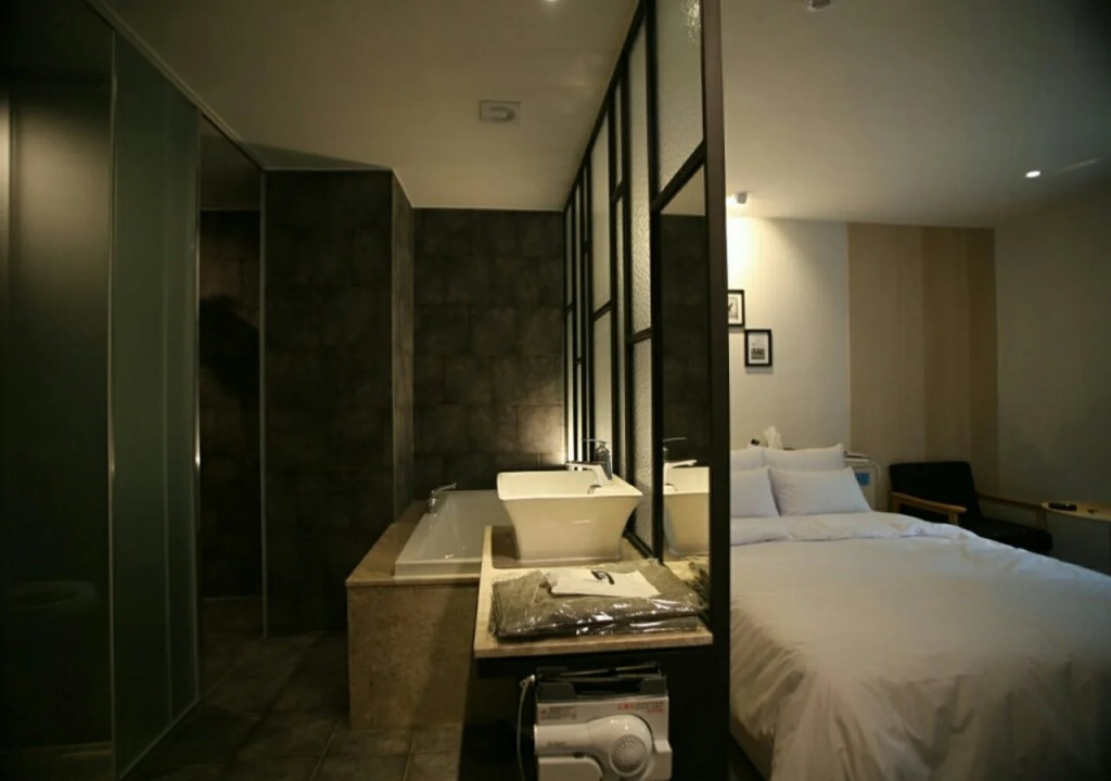 Pyeongtaek Moon Hotel