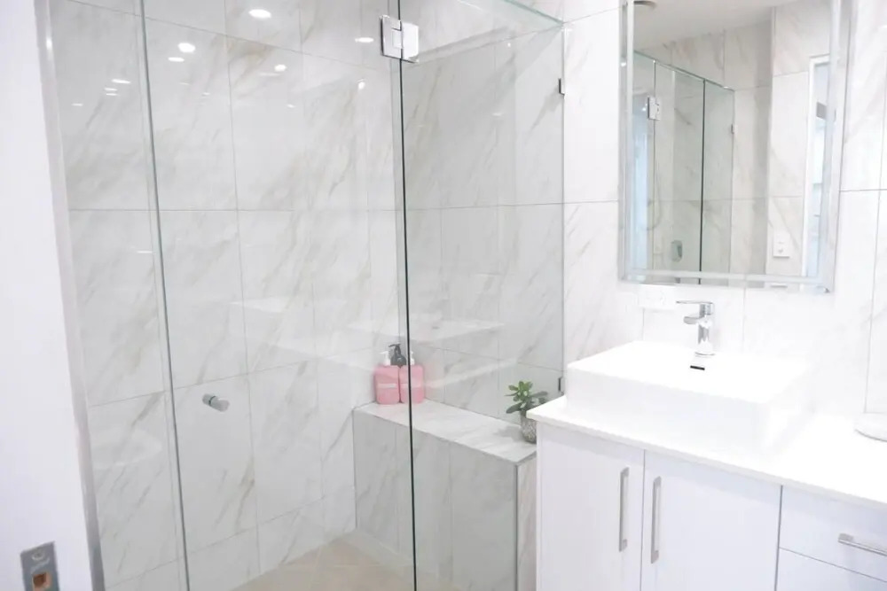 Beautiful 1 Bedroom Gold Coast Retreat With Free Parking