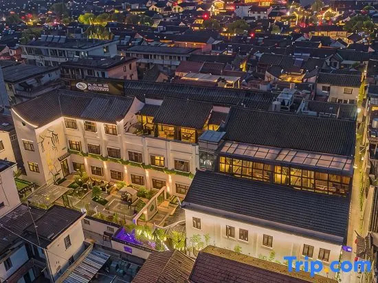 Chengshang Shijia Hotel