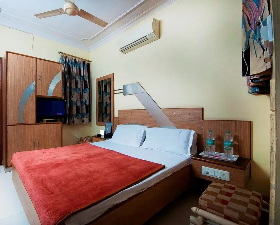 Hotel Rachna Tourist lodge