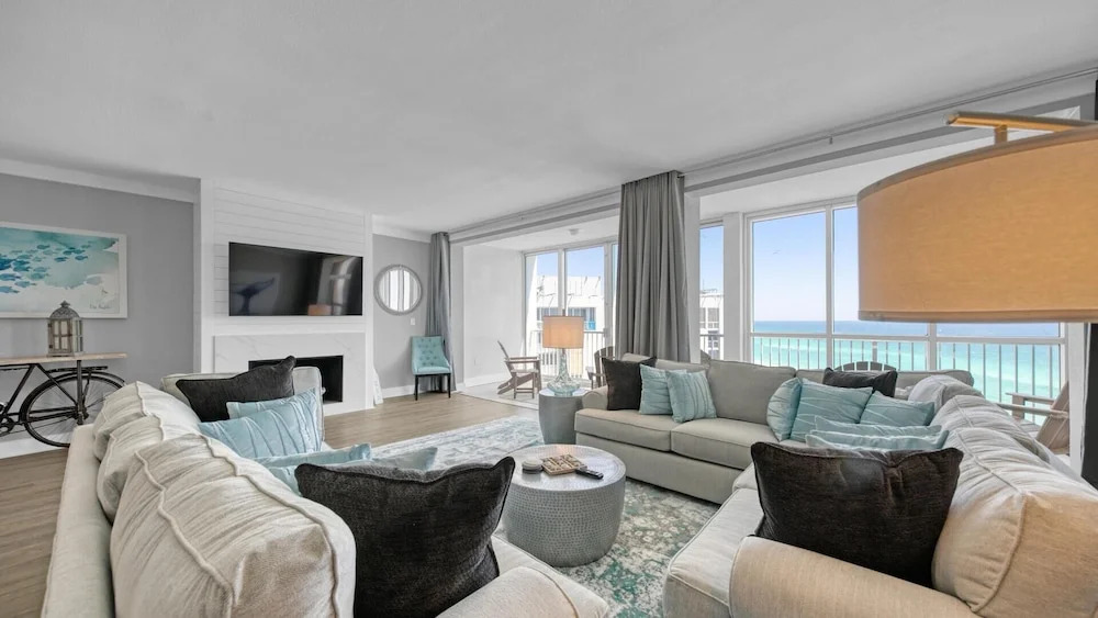 Shoreline Towers 2124