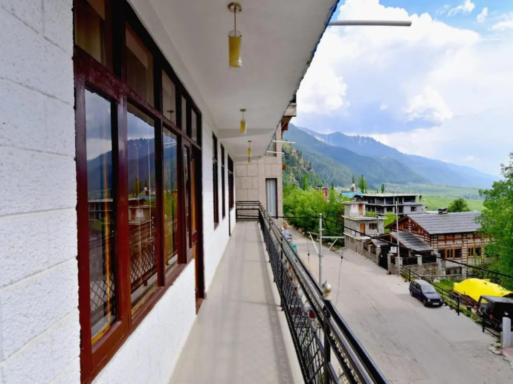 kingston manali hotel