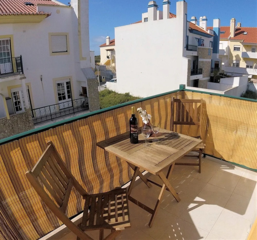 Peniche Surf Lodge 1