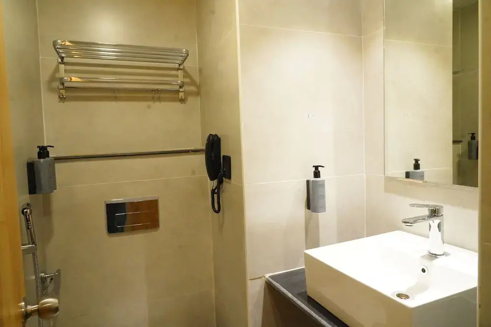Lemonridge Hotels KPHB