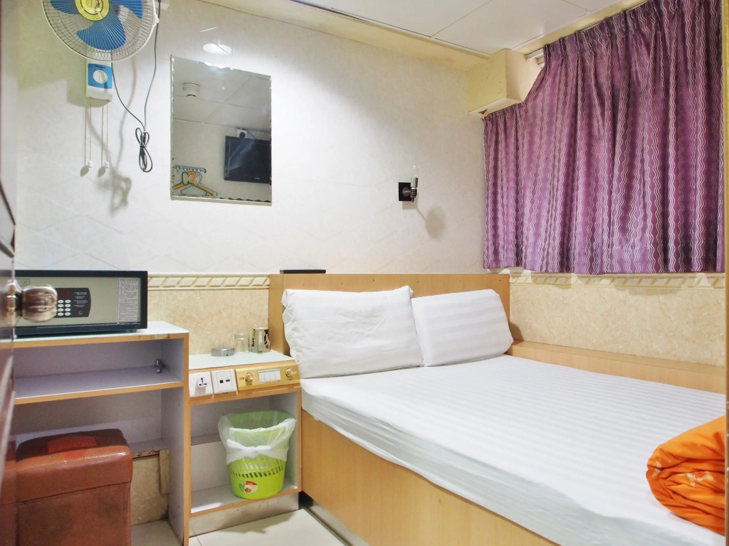 Everest Guest House