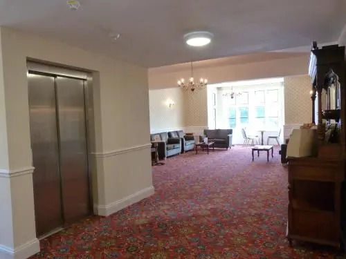 George IV Hotel