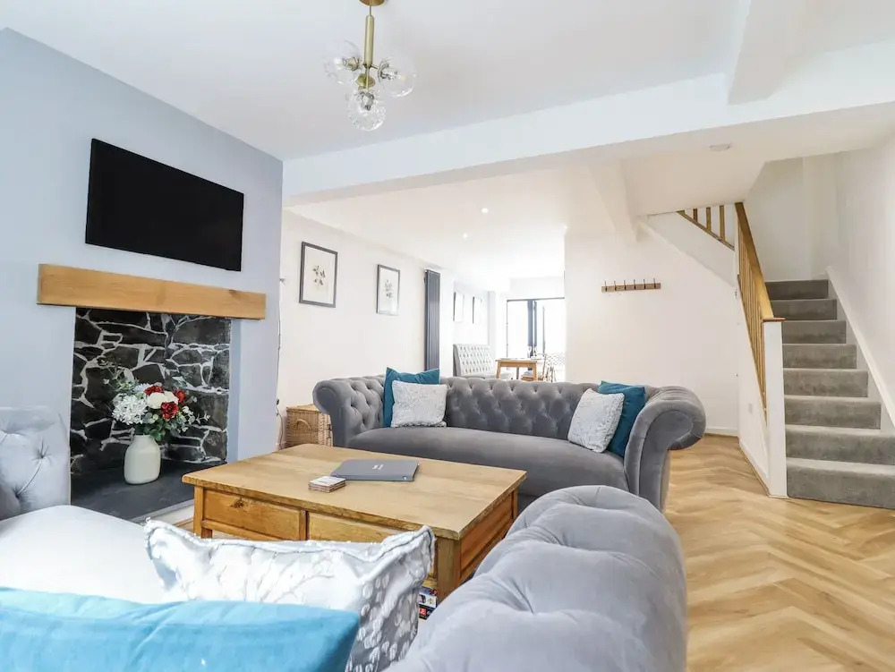 Neptune Cottage