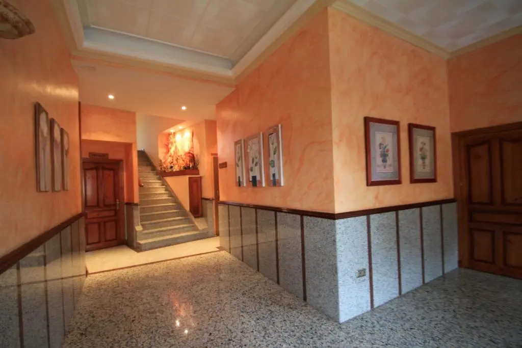 Hostal Restaurante Cuatro Caminos