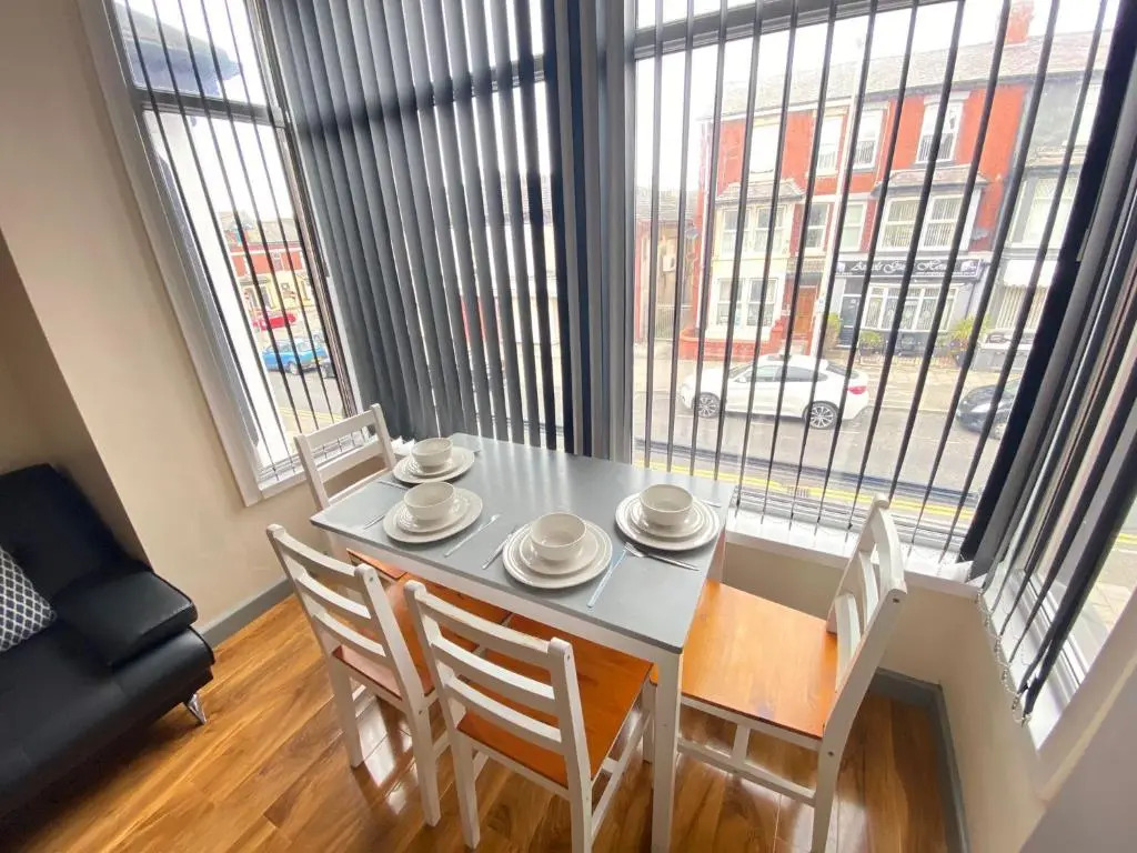 Seaside Suites Superior Family Apartments