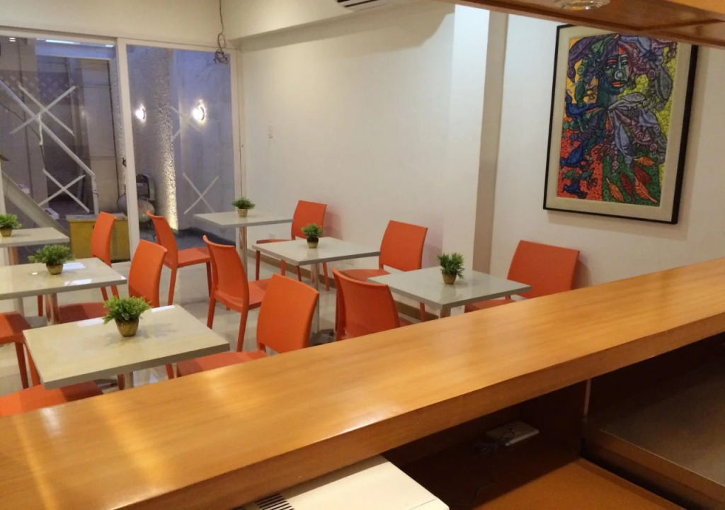 Stone House Hotel Pasay