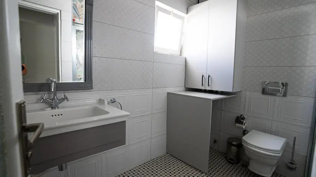 Ece Suites Apart