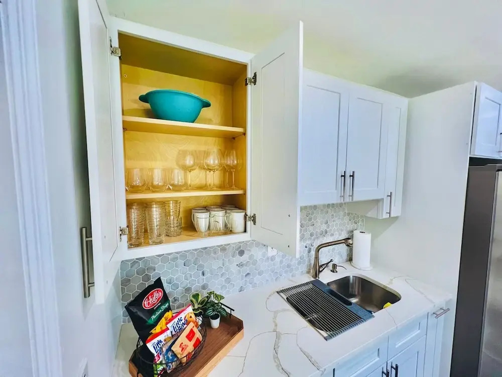 Stylish House w Hot Tub Close to Beach Stadium