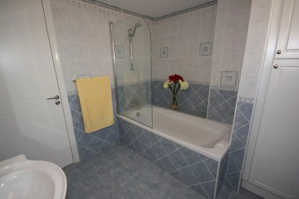 A Three-bedroom Villa With a Private Pool and Landscaped Garden Wi-fi