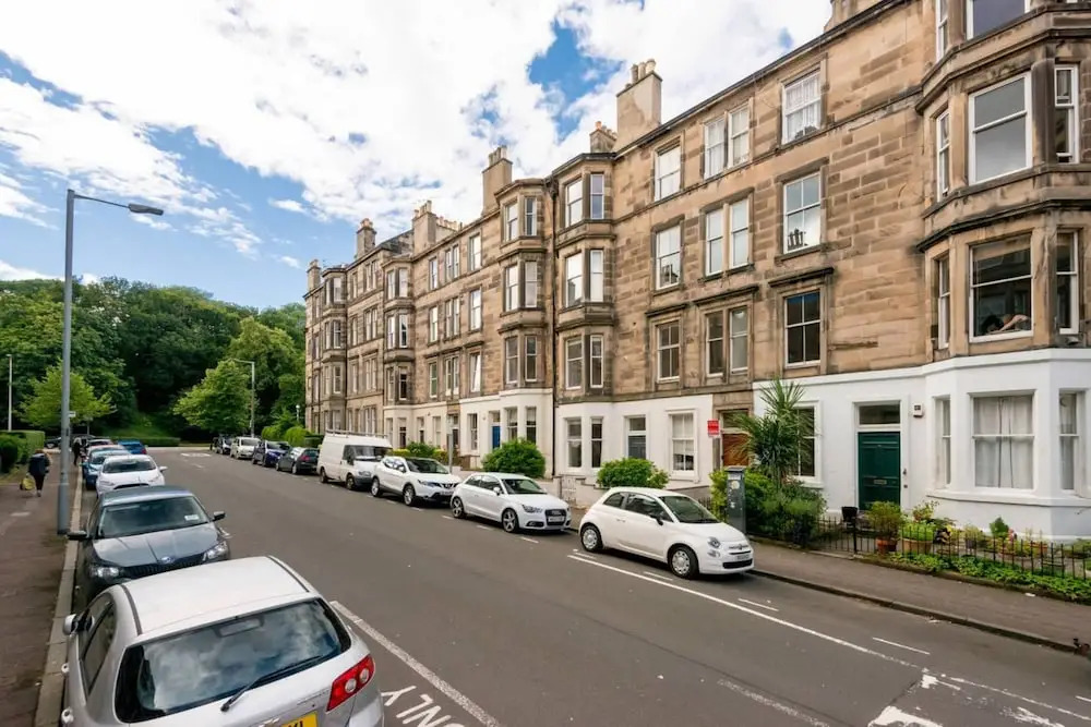 Newly Refurbished Duplex in Edinburgh City Centre