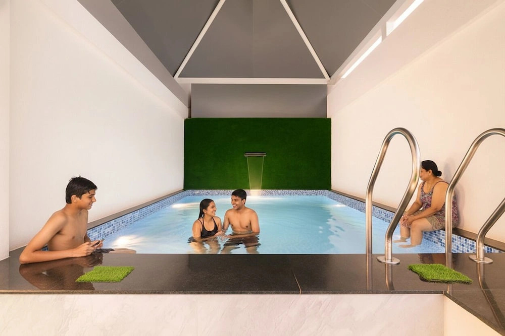 Fabhotel Capital Inn
