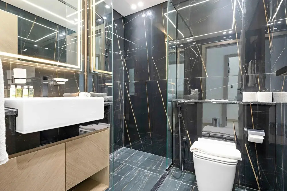 Stunning Modern 3BR Apartment in JVC