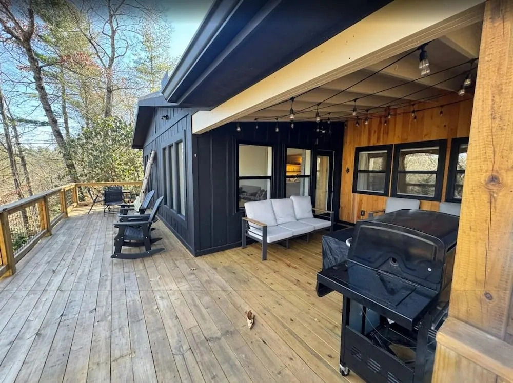 Moondrift Retreat at Linville Land Harbor