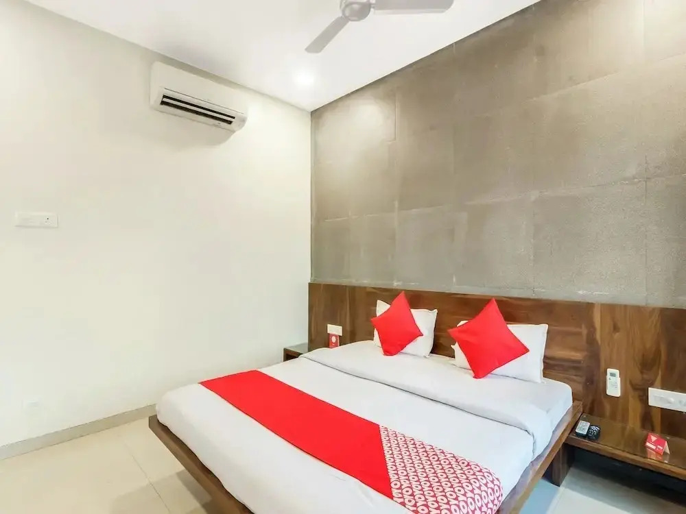 Sorina Hillside Resort By OYO Rooms