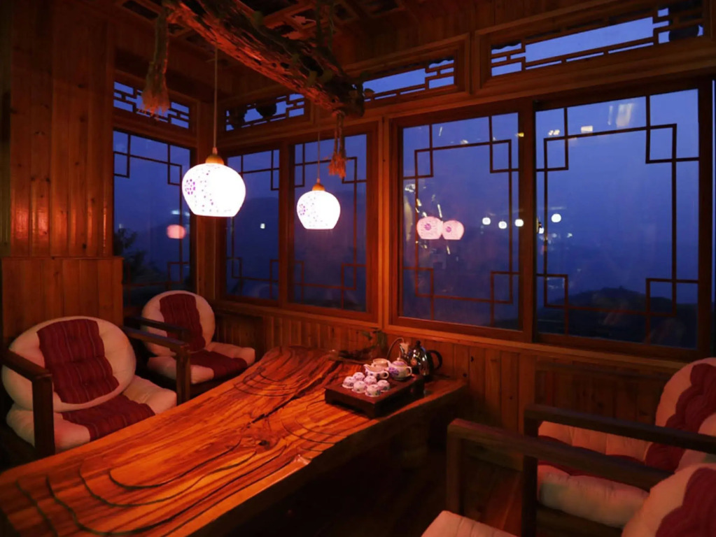 Longji One Art Hotel