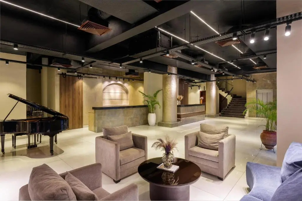 George Residence TLC