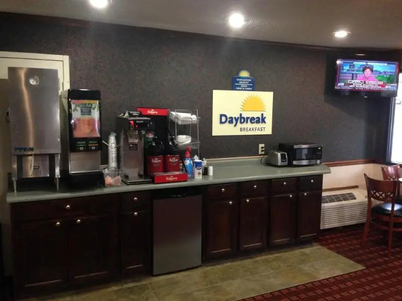 Amerivu Inn & Suites - Helen - Downtown