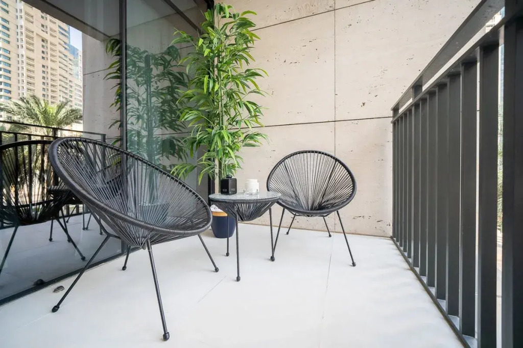 Luxurious 1BR in Downtown