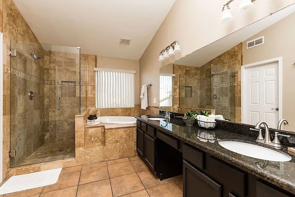 Piute Palace 5BR by Casago