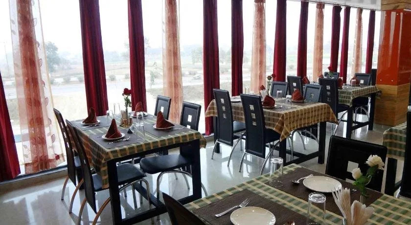 Hotel Vaishnavi Heights