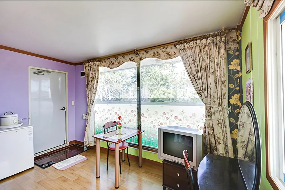 Pohang Loren Pension