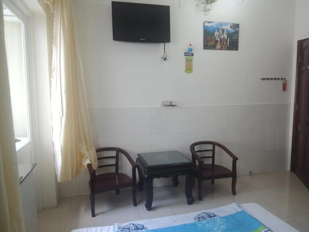Chau Tuan Motel