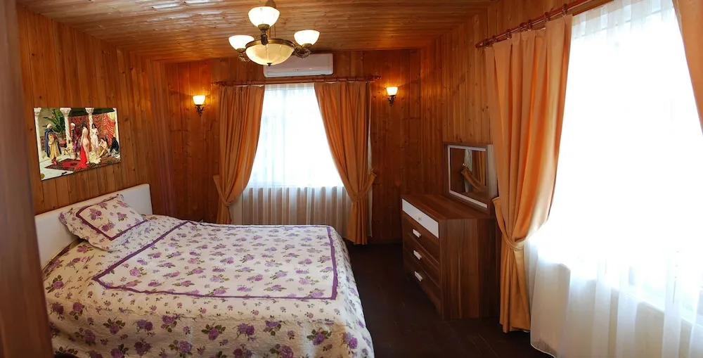 Ali's Residence