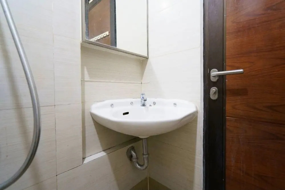 OYO 93586 Apartemen Tamansari Panoramic By Narel Ii