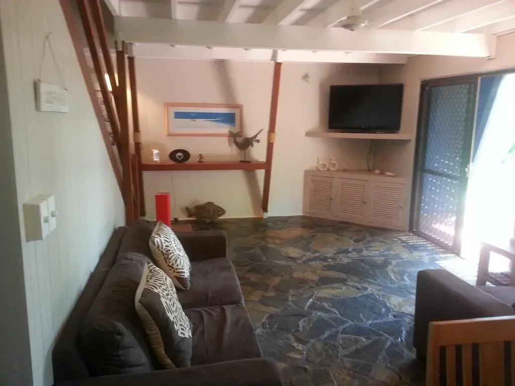 Seascape Holidays - Beach Barn