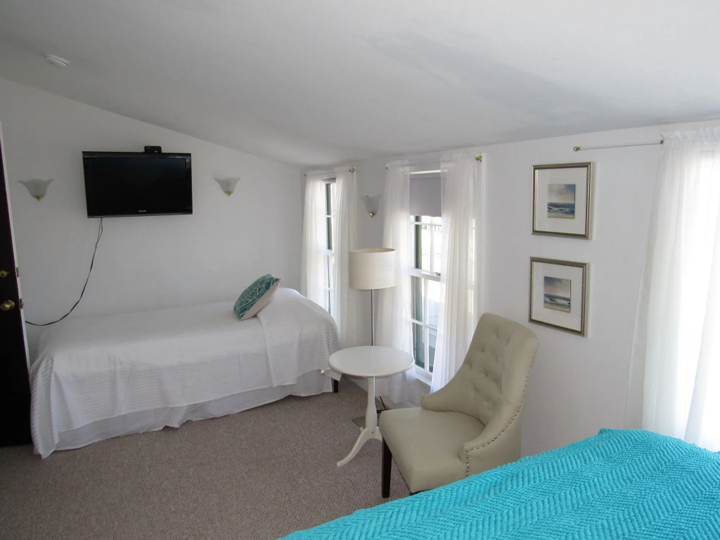 The Masthead Resort