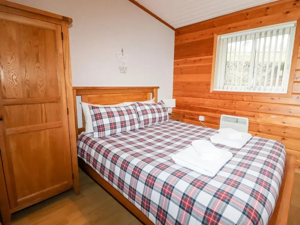 Watersview Lodge