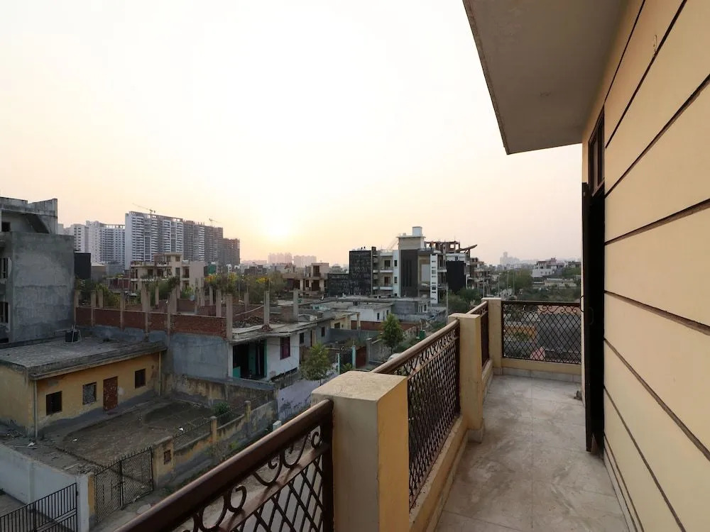 OYO 12774 Akash Residency